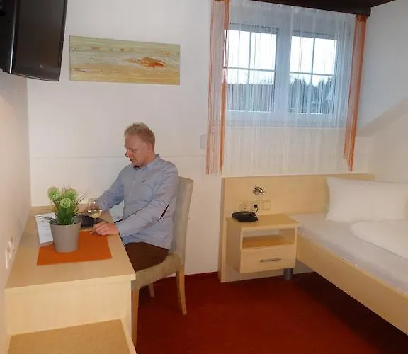 Pension Scherwirt 그라츠